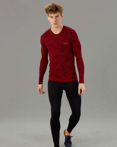 SEAMLESS TSHIRT