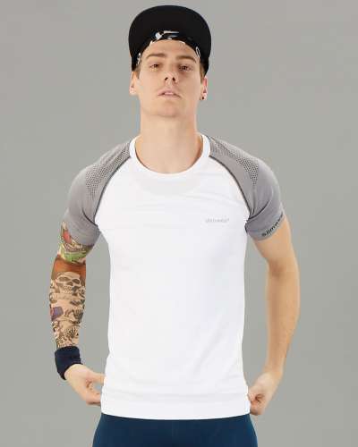 SEAMLESS TSHIRT 