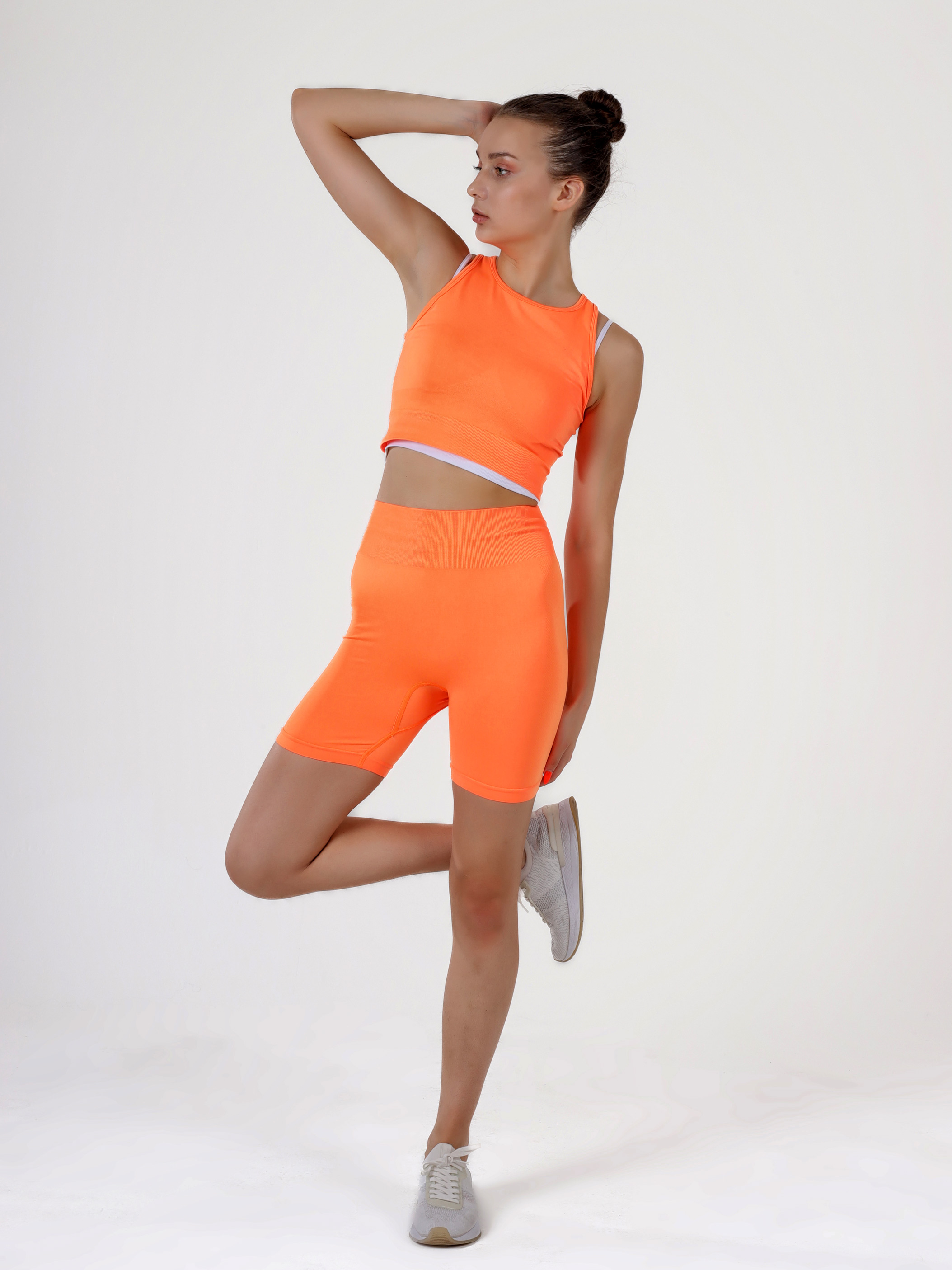 SEAMLESS BRA - SHORT